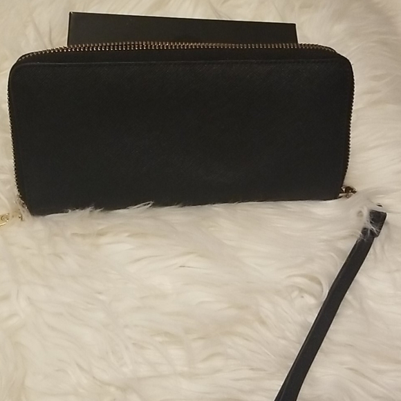 Wallet Tory Burch very good condition π - Picture 3 of 6